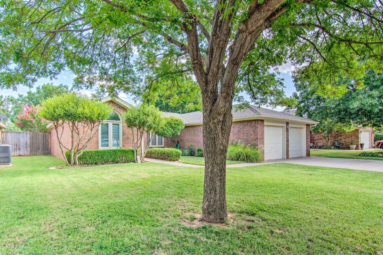 Lubbock Home With Deck And Yard - 8 Miles To Ttu! Exteriér fotografie